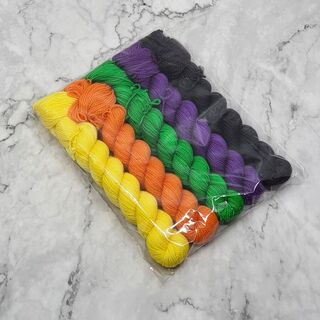 5 x 20g Mini Skein Set - The Witching Hour on 4ply Supernova